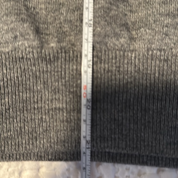 MENS J CREW SWEATER - Picture 4 of 4